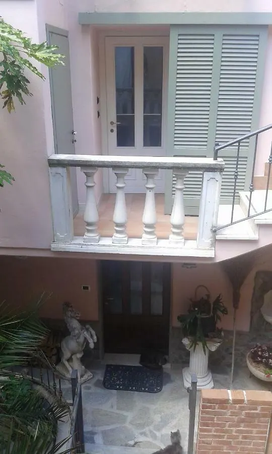 Guest house Il Calderone - Appartamenti Per Vacanze Borghetto d'Arroscia